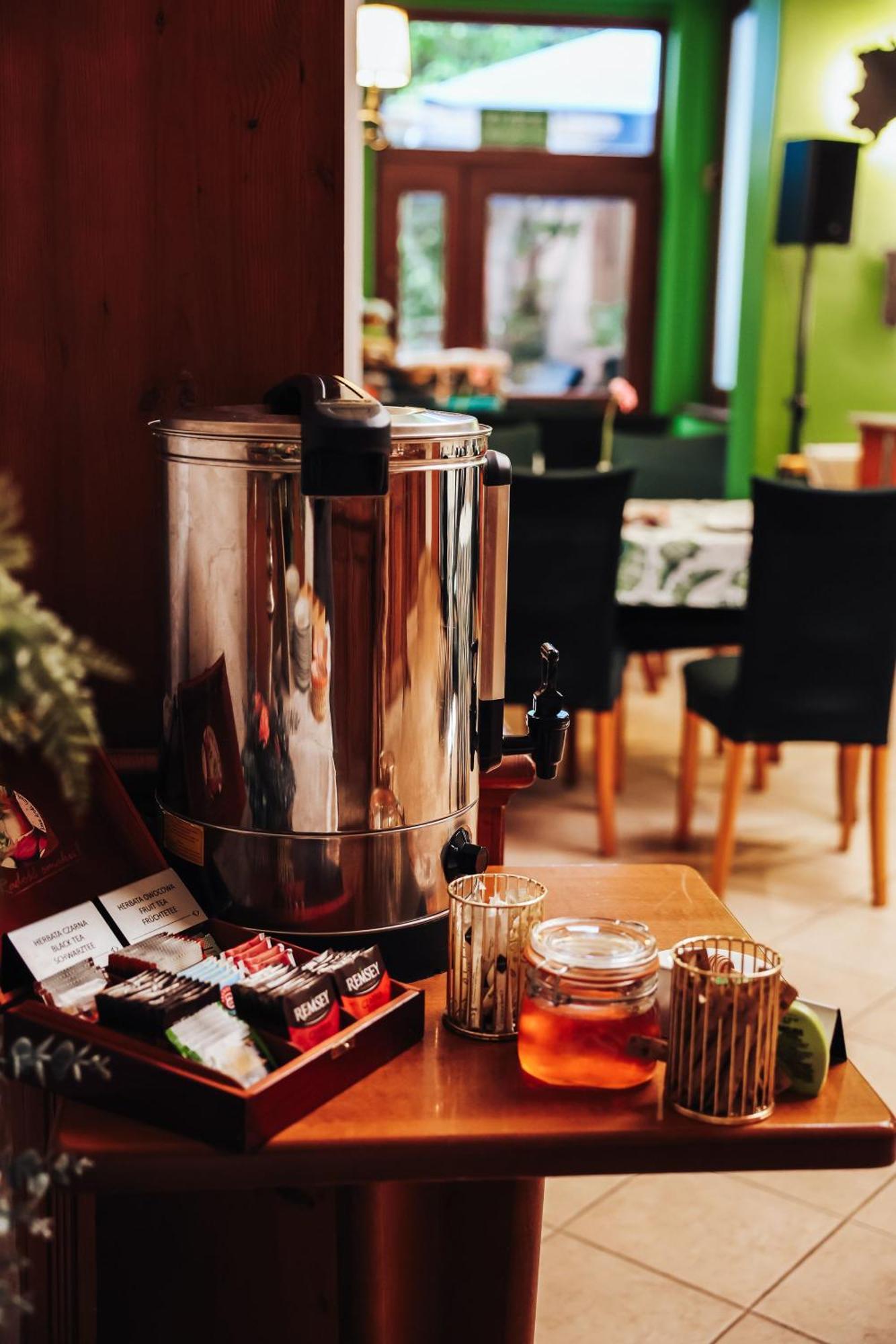 格利维采戴蒙特经济酒店 外观 照片